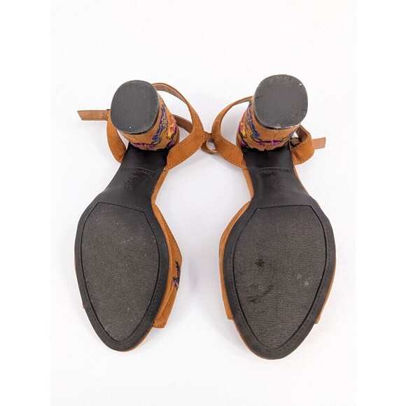 Womens High Heel Sandals 8.5 Brown Floral Embroidery Boho Chic Statement Artsy - Picture 12 of 14